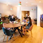 Adagio Access Centre 3*