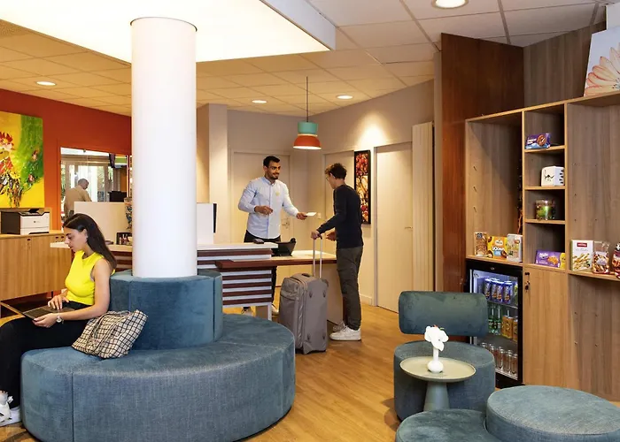 Ξενοδοχείο με διαμερίσματα Adagio Access Centre Universite 3*
