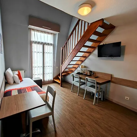 アパートホテル コンフォート スイート リヴ ゴーシュ サントル