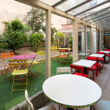 Adagio Access Centre Universite 3*