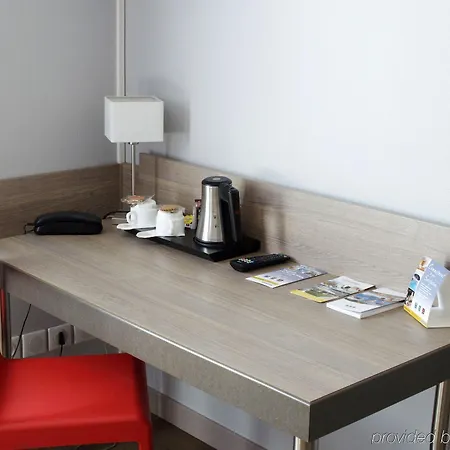 Adagio Access Centre Universite מלון דירות 3*