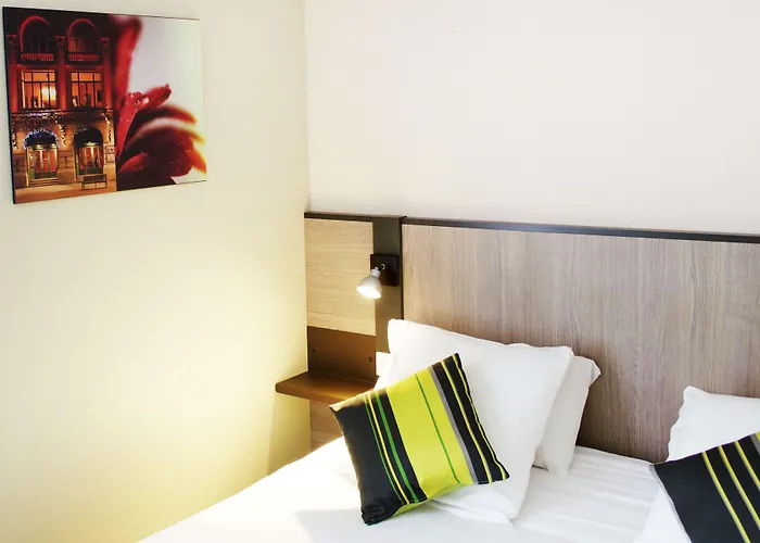 Appart hôtel Comfort Rive Gauche Centre 3*