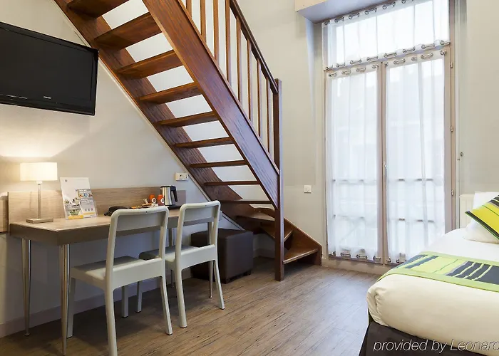 Comfort Rive Gauche Centre